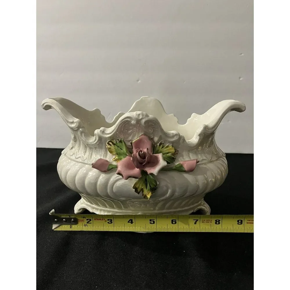 Vintage Italy‎ Capodimonte Footed Porcelain Centerpiece Bowl